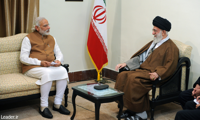 Ayatollah Khamenei receives the Indian prime minister and his entourage.