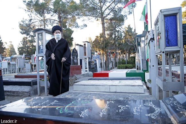 İslam İnkılabı Rehberi, İmam Humeyni -ra- türbesini ziyaret etti