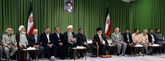 دیدار جمعي از شاعران پيشكسوت و جوان كشور
