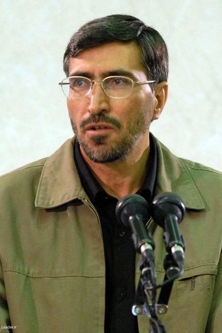 دیدار صدها نفر از استادان دانشگاهها
