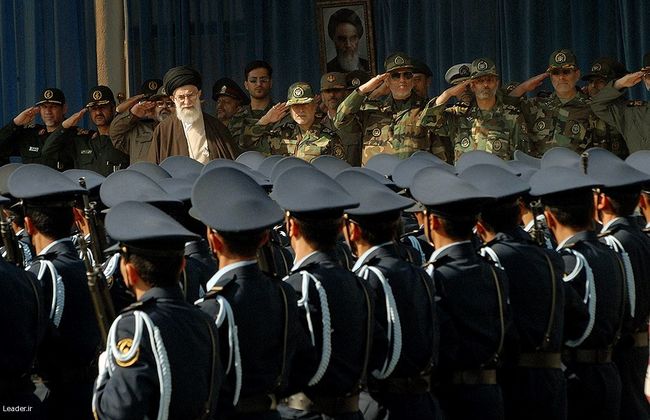 مراسم مشترك دانش آموختگي دانشگاههاي افسري ارتش جمهوري اسلامي