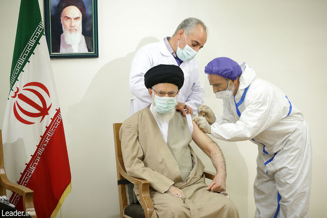 Ayatollah Khamenei received the first dose of the Iran Covo- Barekat vaccine