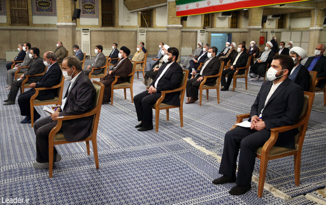 İslam İnkılabı Rehberi'nin Yargı Erki Başkanı ve yetkililerini kabul etmesi