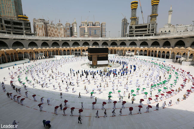 The Leader of the Islamic Revolution in his message for the Hajj