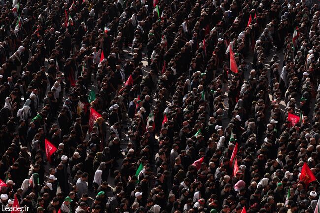 اقامه نماز بر پیکر مطهر رهبر شهید انقلاب اسلامی
