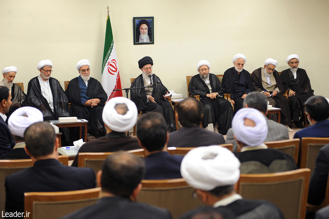 Ayatollah Khamenei receives Iran's judiciary officials.