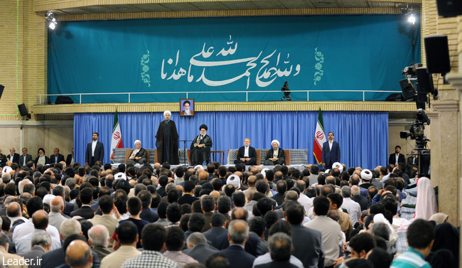 Ayatollah Khamenei receives Muslim ambassadors, officials and people on Eid al-Fitr.