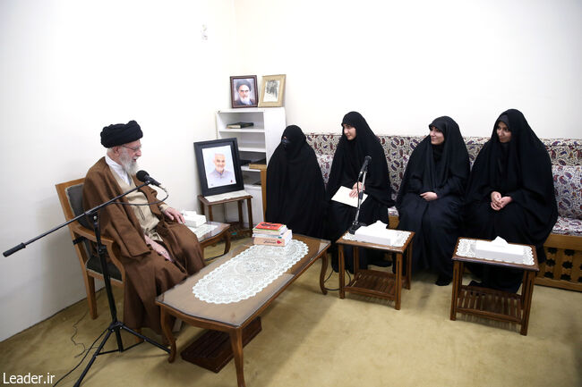 The Leader meets with the family of Martyr Soleimani