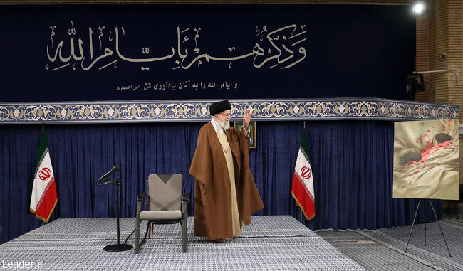 The Leader of the Islamic Revolution, in a meeting of thousands of Qom's people, clarified