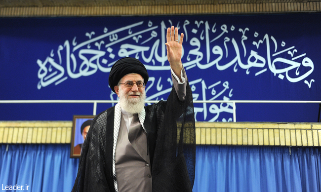 Ayatollah Khamenei receives commanders and officials of the Islamic Revolution Guards Corps.