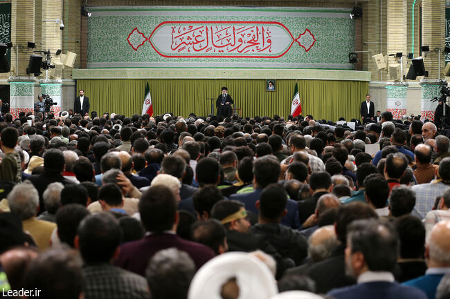 دیدار اقشار مردم به مناسبت چهل‌وهفتمین سالگرد پیروزی انقلاب اسلامی