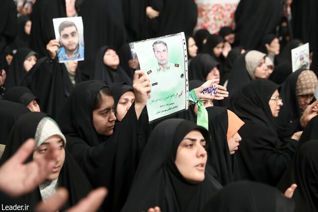 دیدار اقشار مردم به مناسبت چهل‌وهفتمین سالگرد پیروزی انقلاب اسلامی