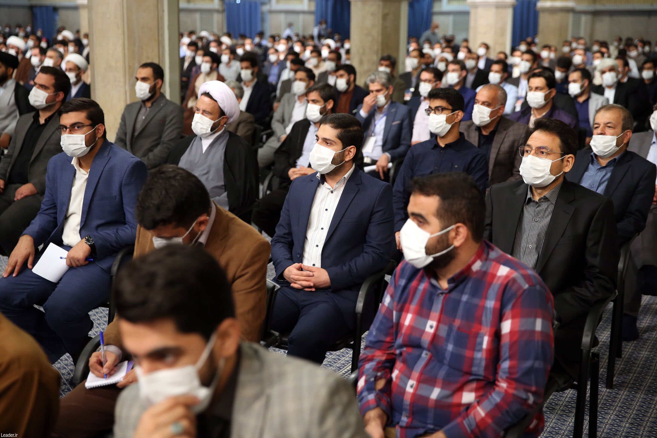 بسیاری از مشکلات، مشکلات مدیریتی، چرا که راهکارها وجود دارد