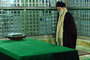 aujourd'hui, 12 Bahman, premier jour de la décade de l'aube aujourd'hui, 12 Bahman, premier jour de la décade de l'aube