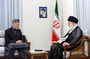 Rencontre avec le président afghan Hamid Karzai et la délégation l'accompagnant à Téhéra Rencontre avec le président afghan Hamid Karzai et la délégation l'accompagnant à Téhéra