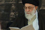 رہبر معظم نے حضرت امام خمینی (رہ) کی ہمسر کے چہلم کی مجلس میں شرکت کی