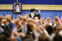 قائد الثورة الإسلامية المعظم يستقبل آلاف العمال بمناسبة اسبوع العامل.