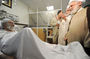 Les ulémas et les personnalités politiques continuent de rendre visite au Guide suprême à l'hôpital