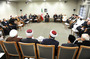 Rencontré le un groupe d'intellectuels musulmans et d'invités étrangers, présents à la 24ème Conférence internationale sur l'Union islamique. Rencontré le un groupe d'intellectuels musulmans et d'invités étrangers, présents à la 24ème Conférence internationale sur l'Union islamique.