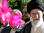 حضور رهبر معظم انقلاب اسلامی در سعدیّه شیراز حضور رهبر معظم انقلاب اسلامی در سعدیّه شیراز